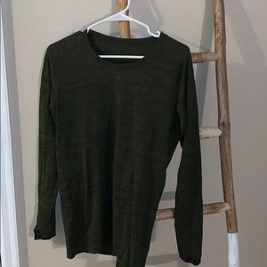 Lulu lemon Swiftly Tech LS Crew Size 12